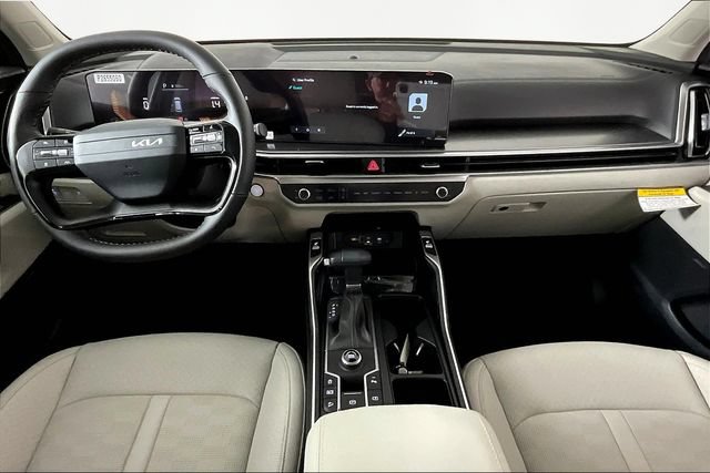 Certified 2026 Kia Sorento EX w/ EX Premium Package FWD image 6