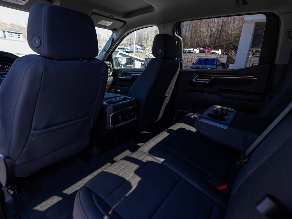 Used 2025 GMC Sierra 1500 Elevation w/ Preferred Package image 29