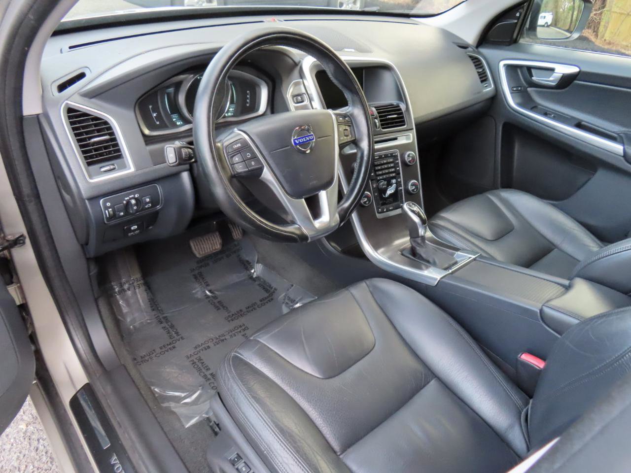 Used 2014 Volvo XC60 3.2 image 9