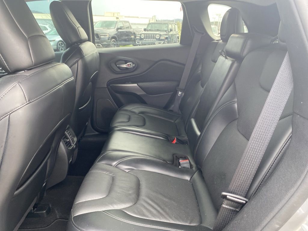 Used 2021 Jeep Cherokee Latitude Lux image 19