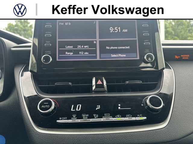 Used 2020 Toyota Corolla LE FWD image 22