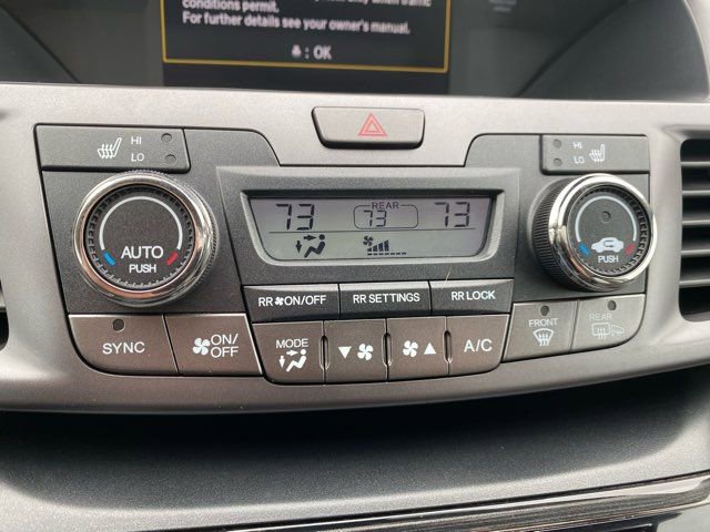 Used 2014 Honda Odyssey Touring Elite image 16