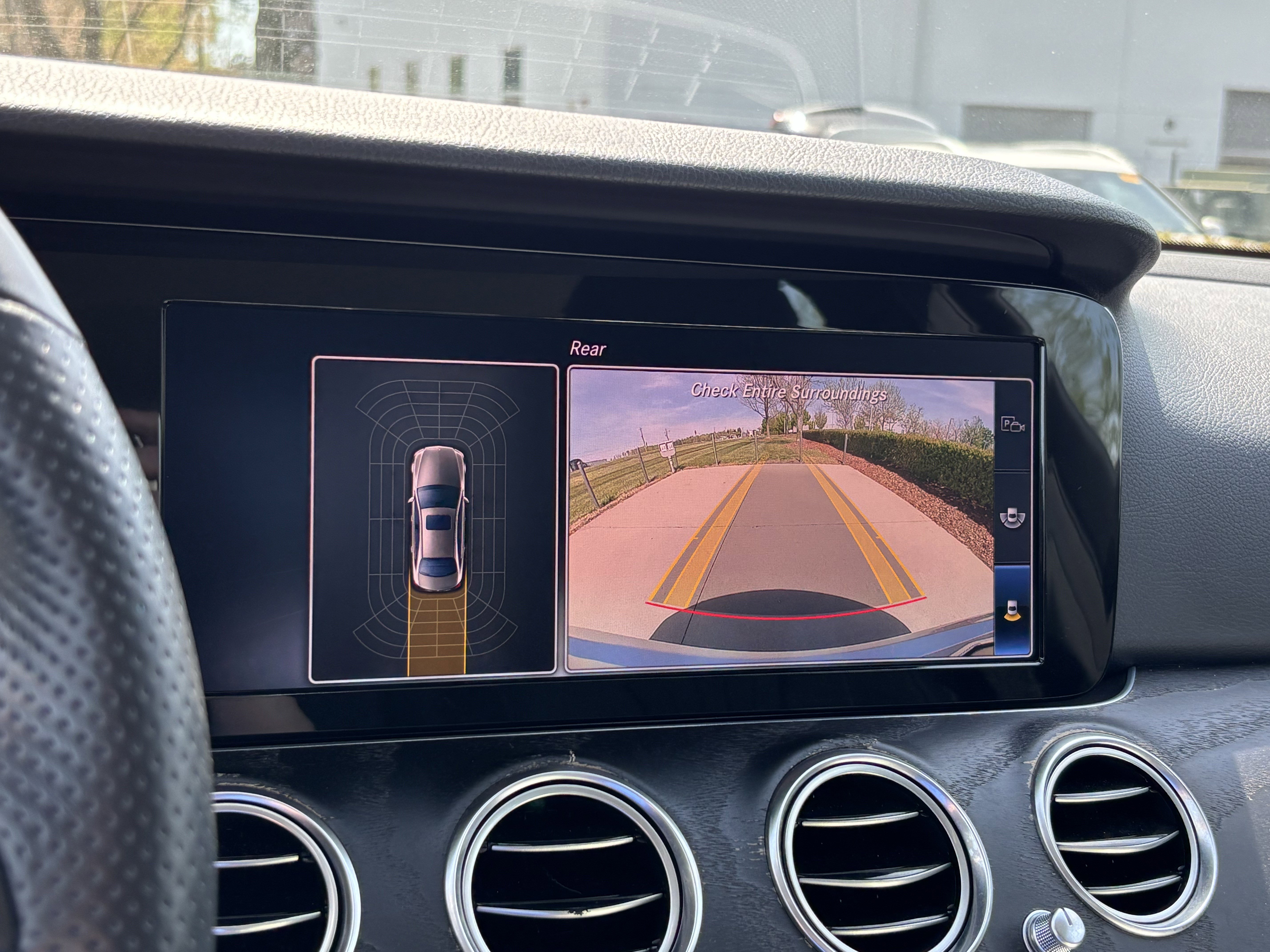 Used 2018 Mercedes-Benz E 300 image 25