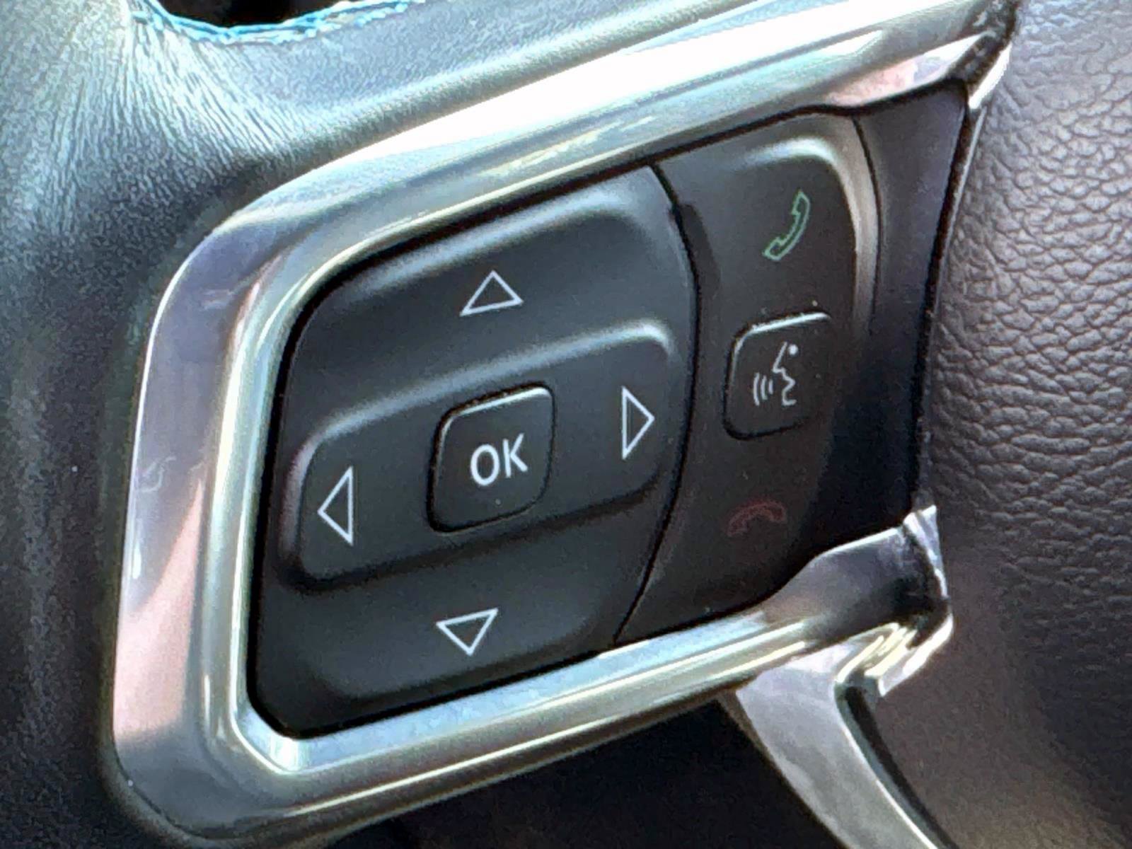 Used 2023 Jeep Wrangler Unlimited Rubicon 4xe w/ Cold Weather Group AWD/4WD image 13