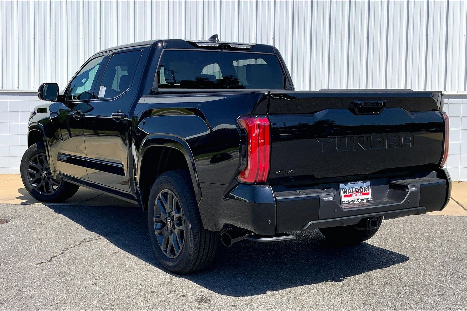 New 2026 Toyota Tundra Platinum AWD/4WD image 3