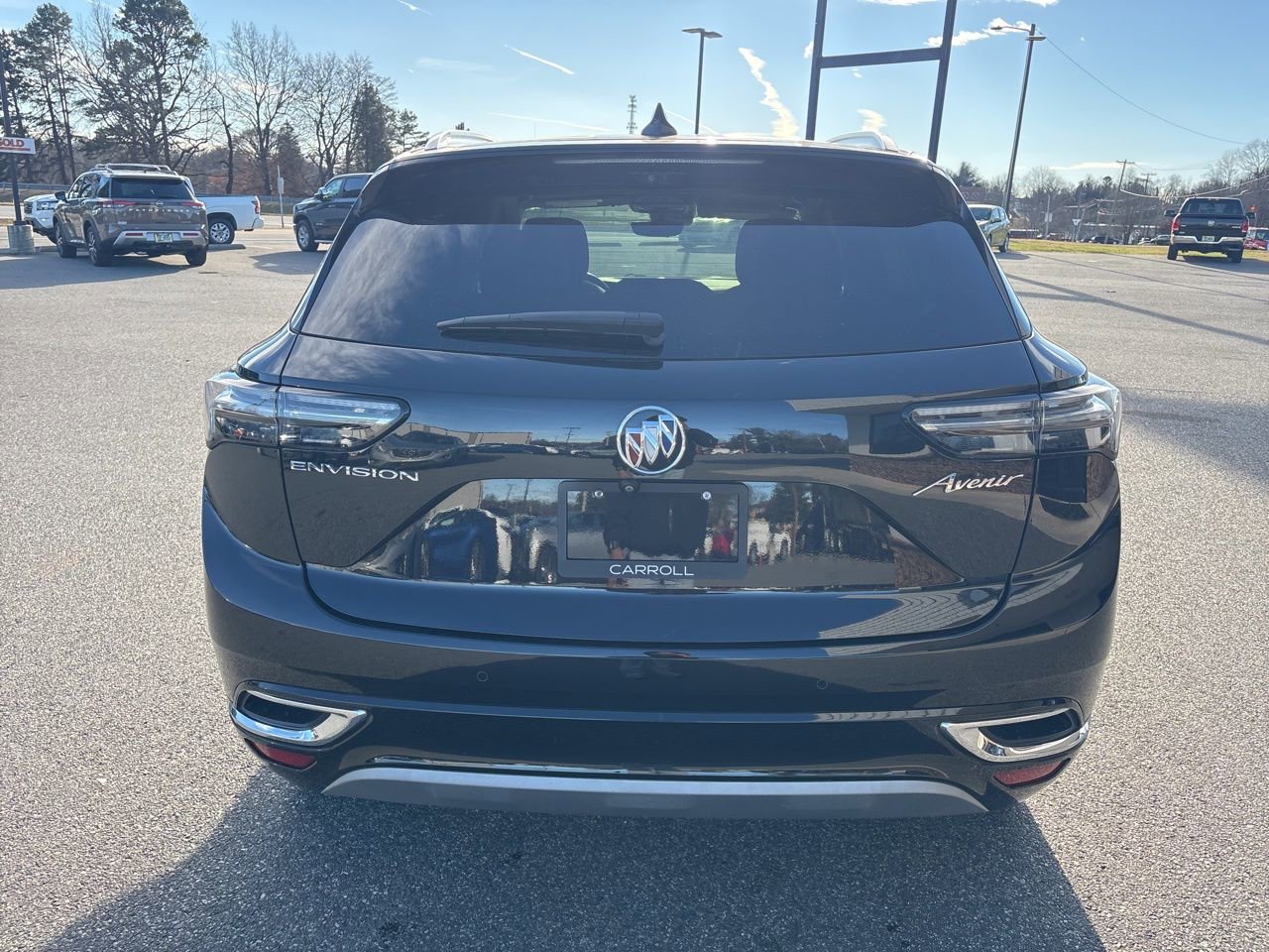 Used 2023 Buick Envision Avenir image 7