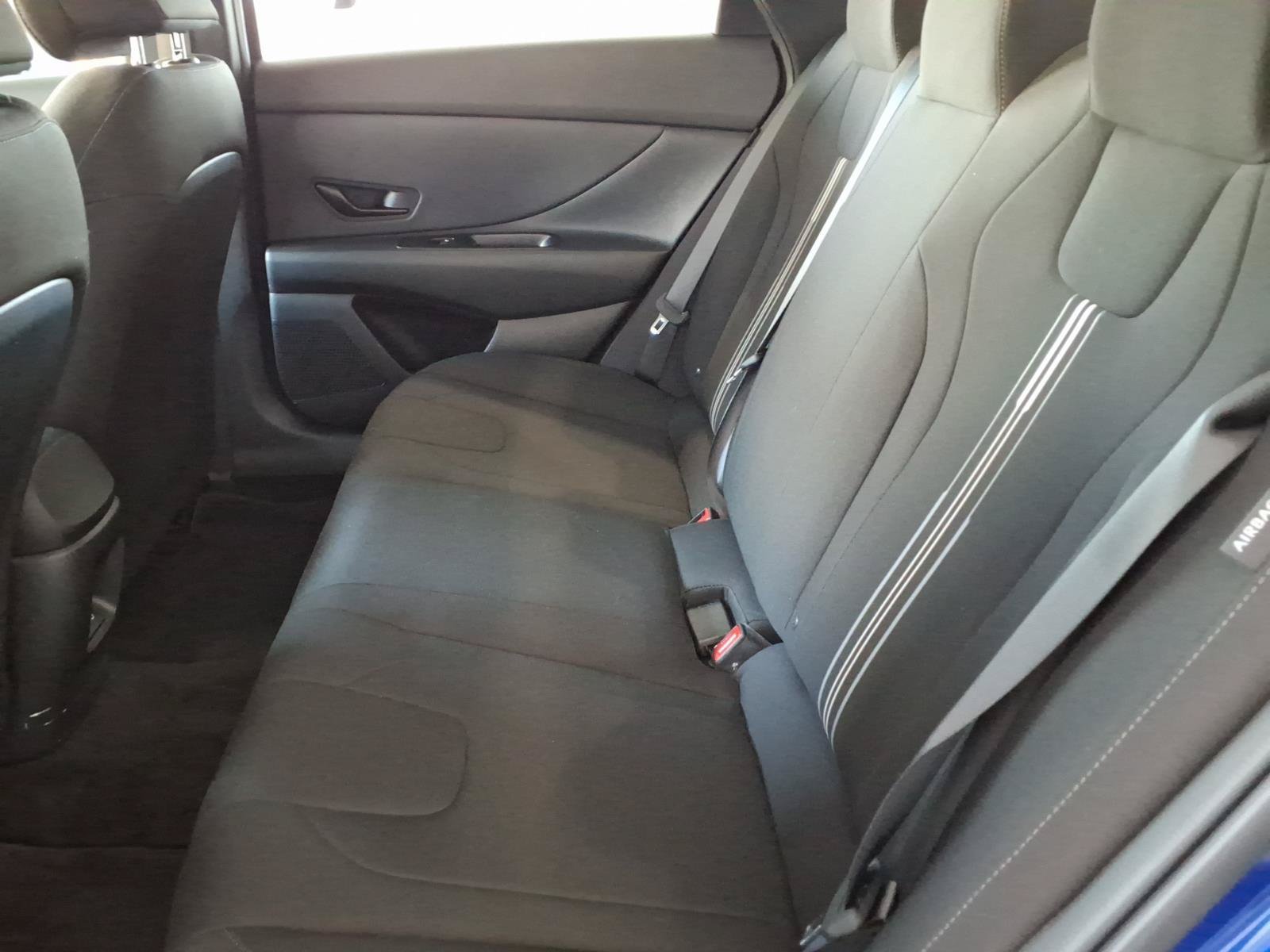 Certified 2025 Hyundai Elantra Sport FWD image 13