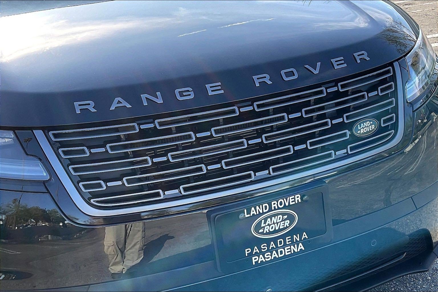 Used 2026 Land Rover Range Rover Velar S AWD/4WD image 31