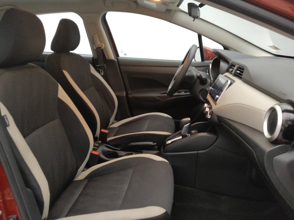 Used 2021 Nissan Versa SV FWD image 21