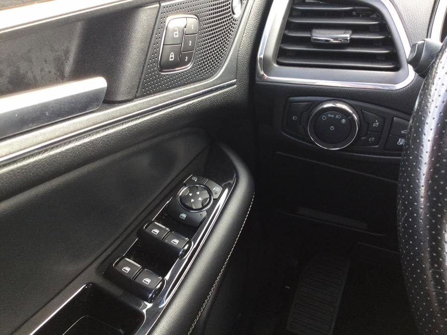 Used 2019 Ford Edge ST w/ Cold Weather Package image 17