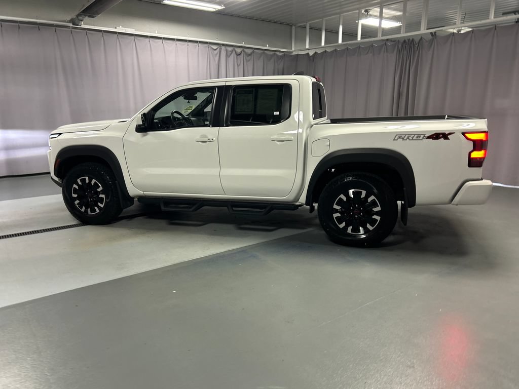 Used 2023 Nissan Frontier PRO-4X w/ Pro Convenience Package AWD/4WD image 4