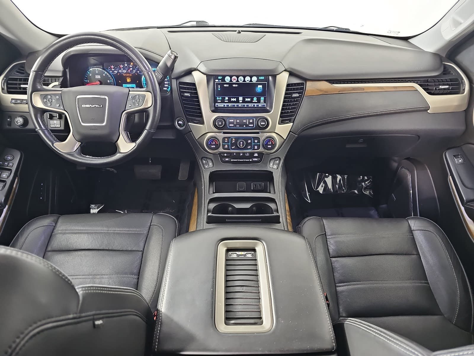 Used 2020 GMC Yukon XL Denali w/ Open Road Package RWD image 11