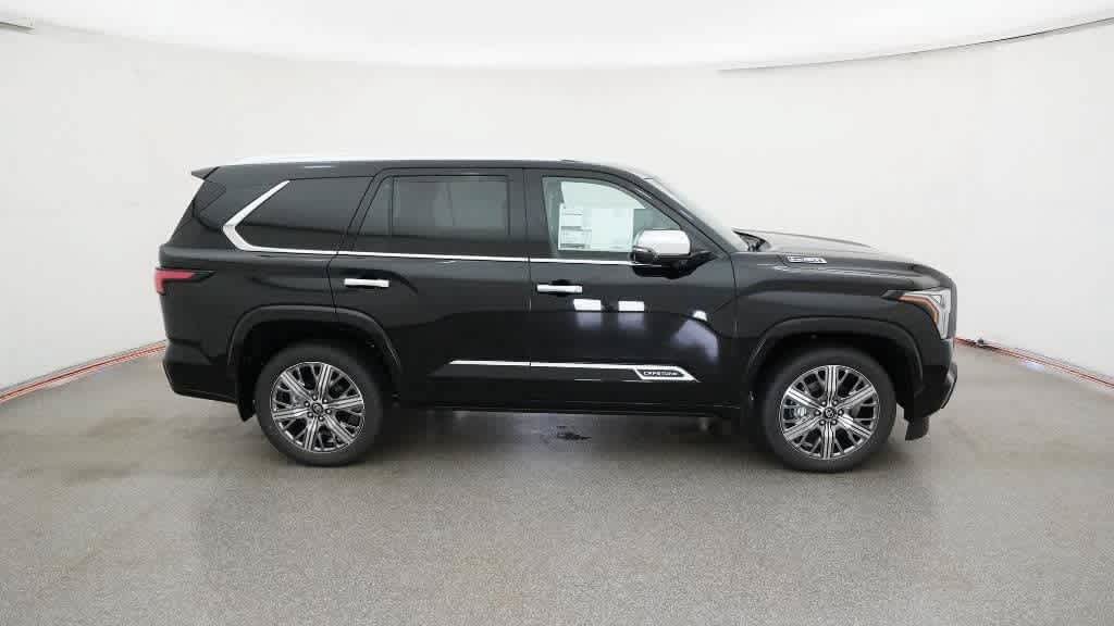 Used 2026 Toyota Sequoia Capstone AWD/4WD image 10
