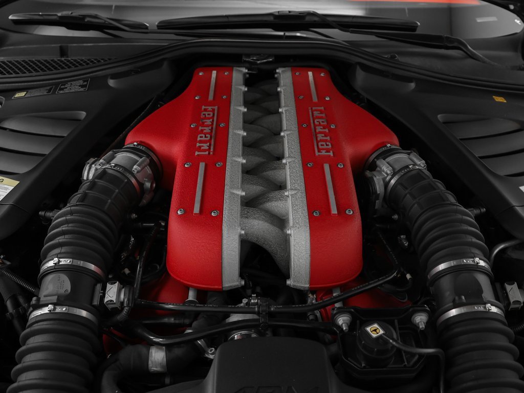 Certified 2018 Ferrari GTC4Lusso image 15