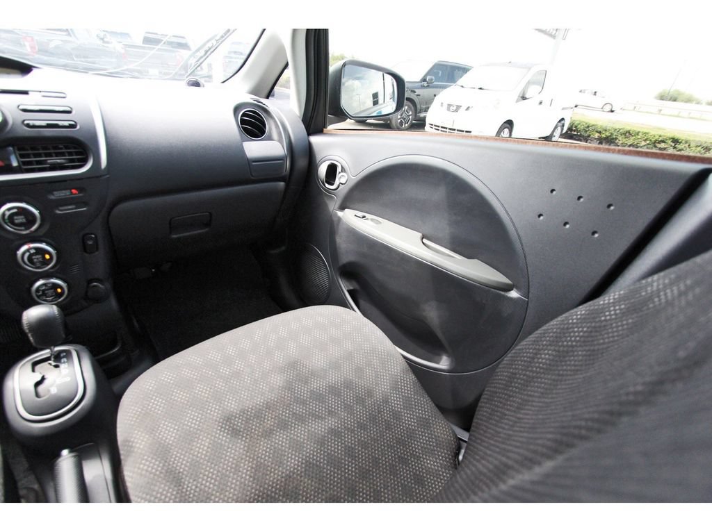 Used 2016 Mitsubishi i ES RWD image 11