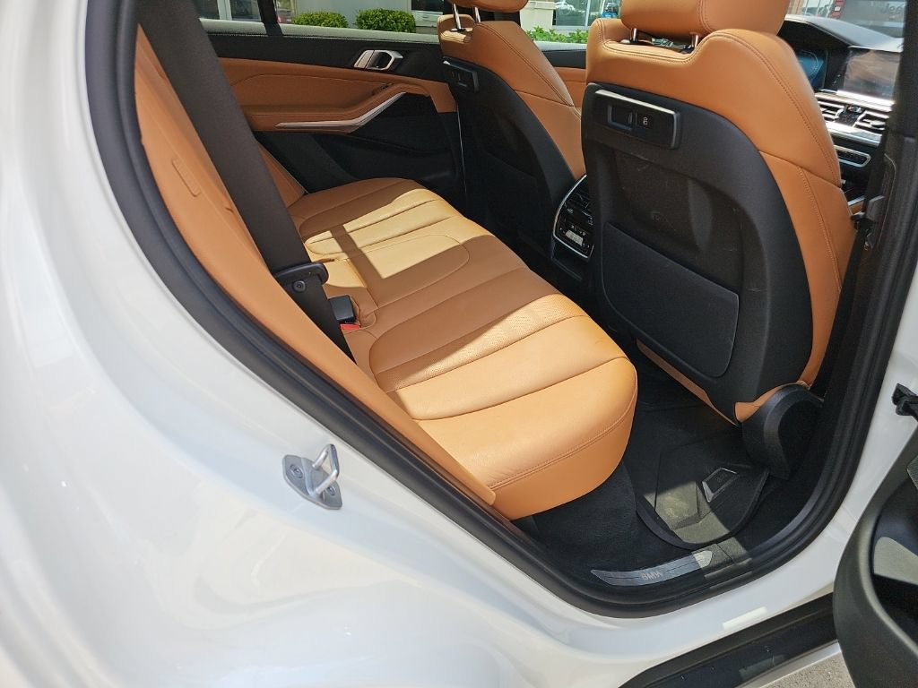 Used 2021 BMW X5 xDrive40i w/ Convenience Package AWD/4WD image 26