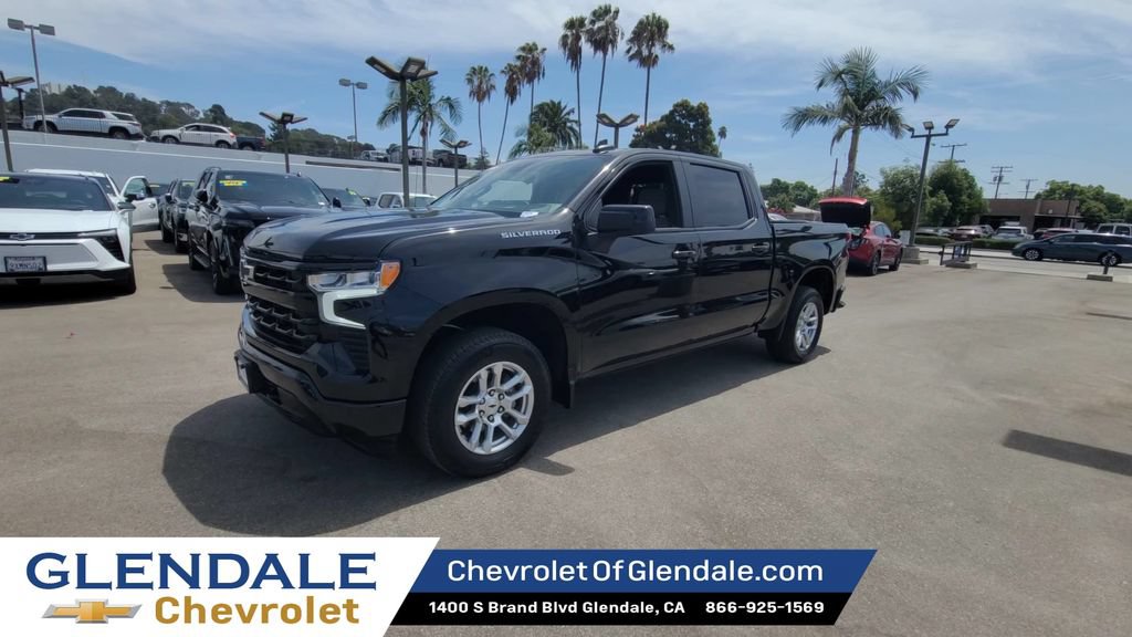 Used 2026 Chevrolet Silverado 1500 RST RWD image 4