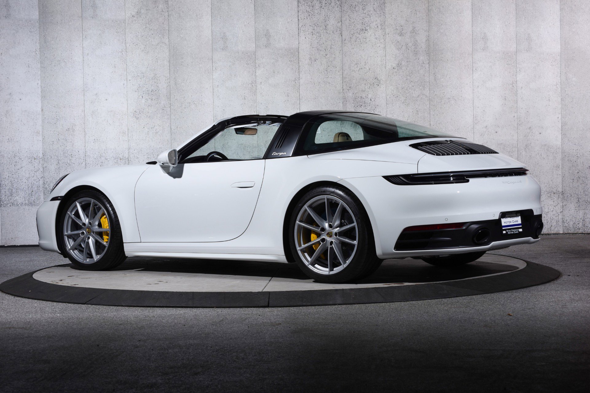 Used 2024 Porsche 911 Targa 4S image 3
