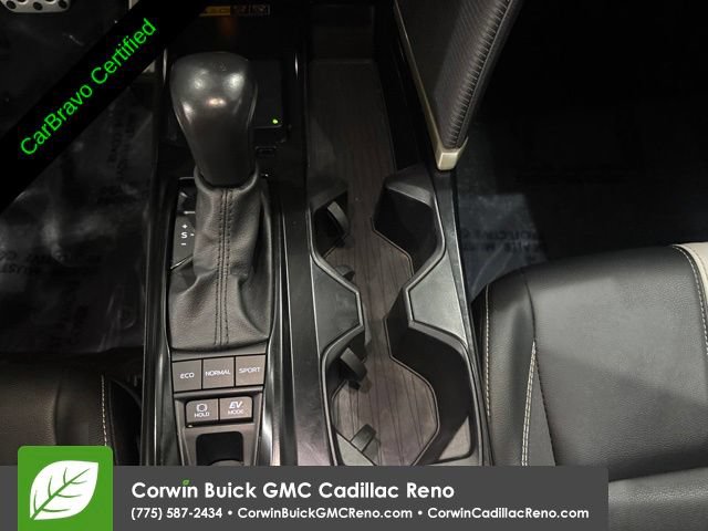 Used 2025 Toyota Camry SE FWD image 27