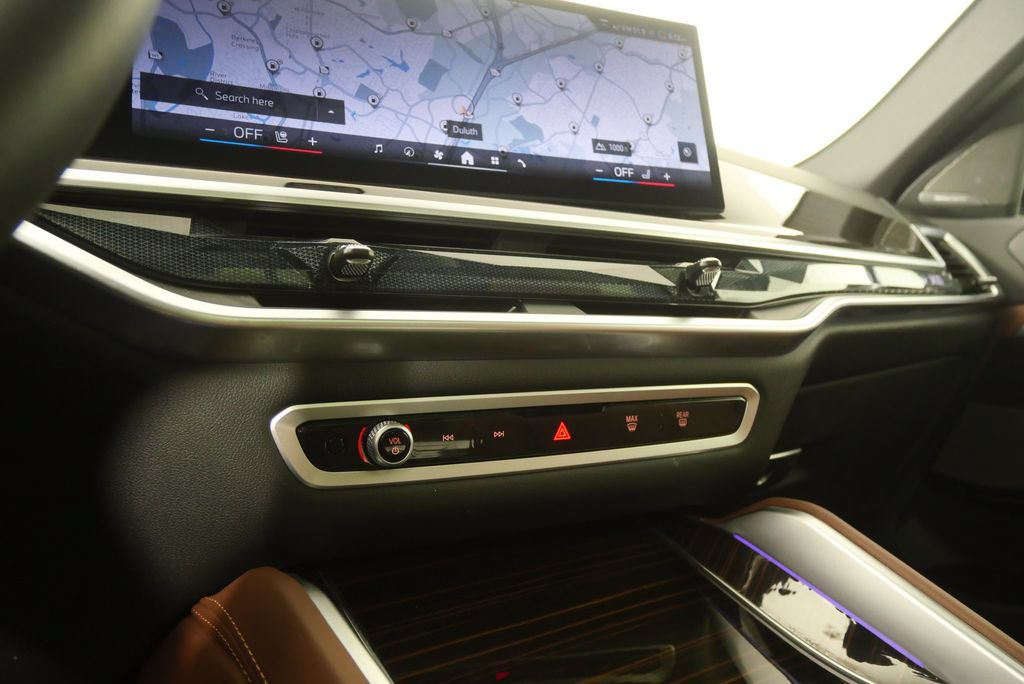 Certified 2025 BMW X6 xDrive40i AWD/4WD image 22