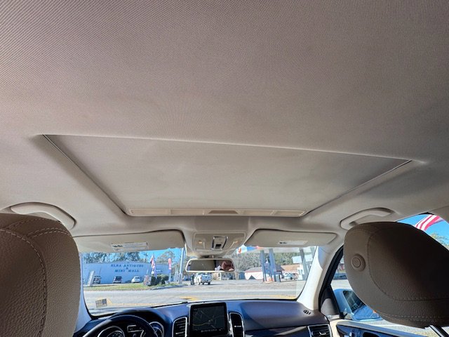 Used 2017 Mercedes-Benz GLE 350 image 12