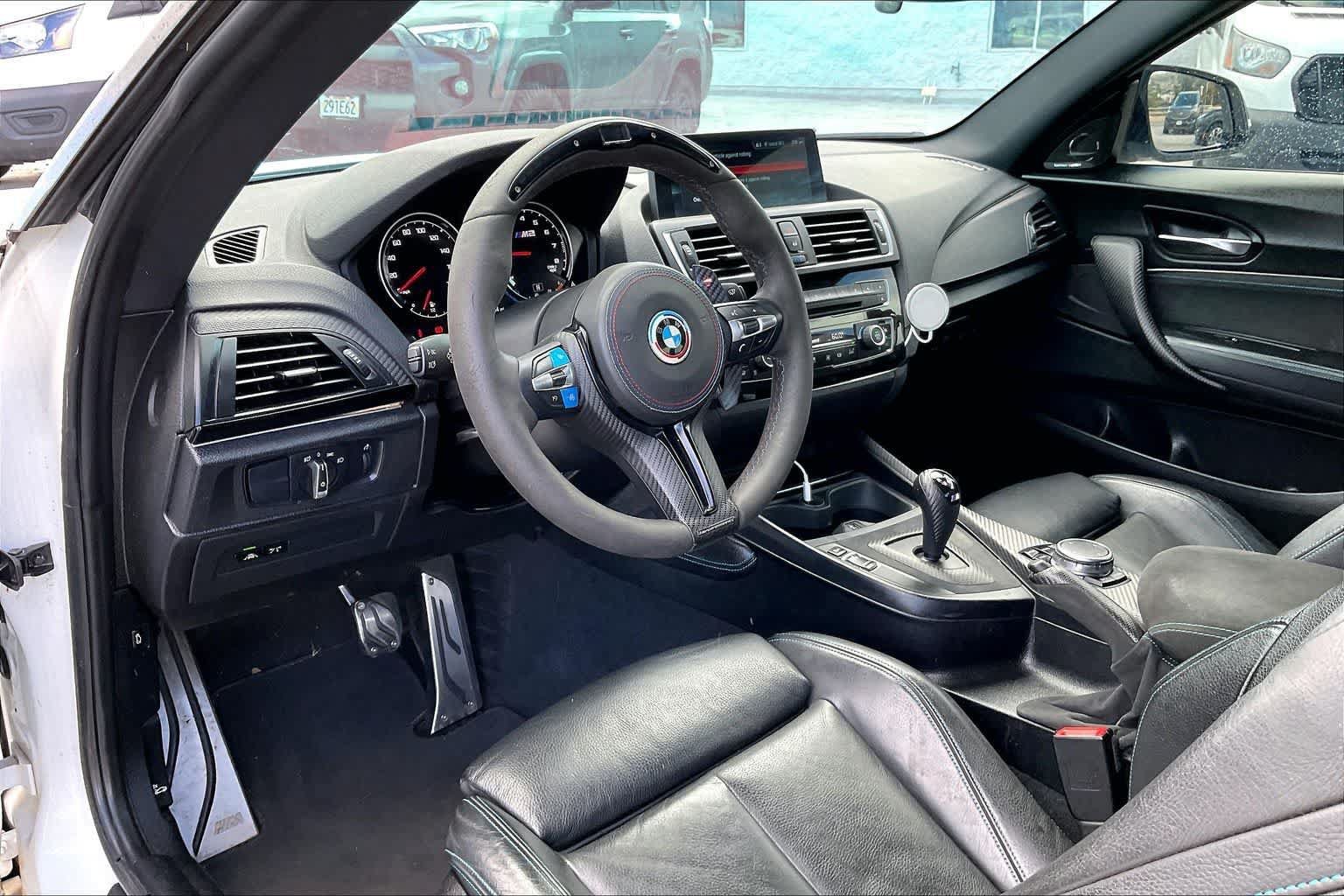 Used 2017 BMW M2 RWD image 2