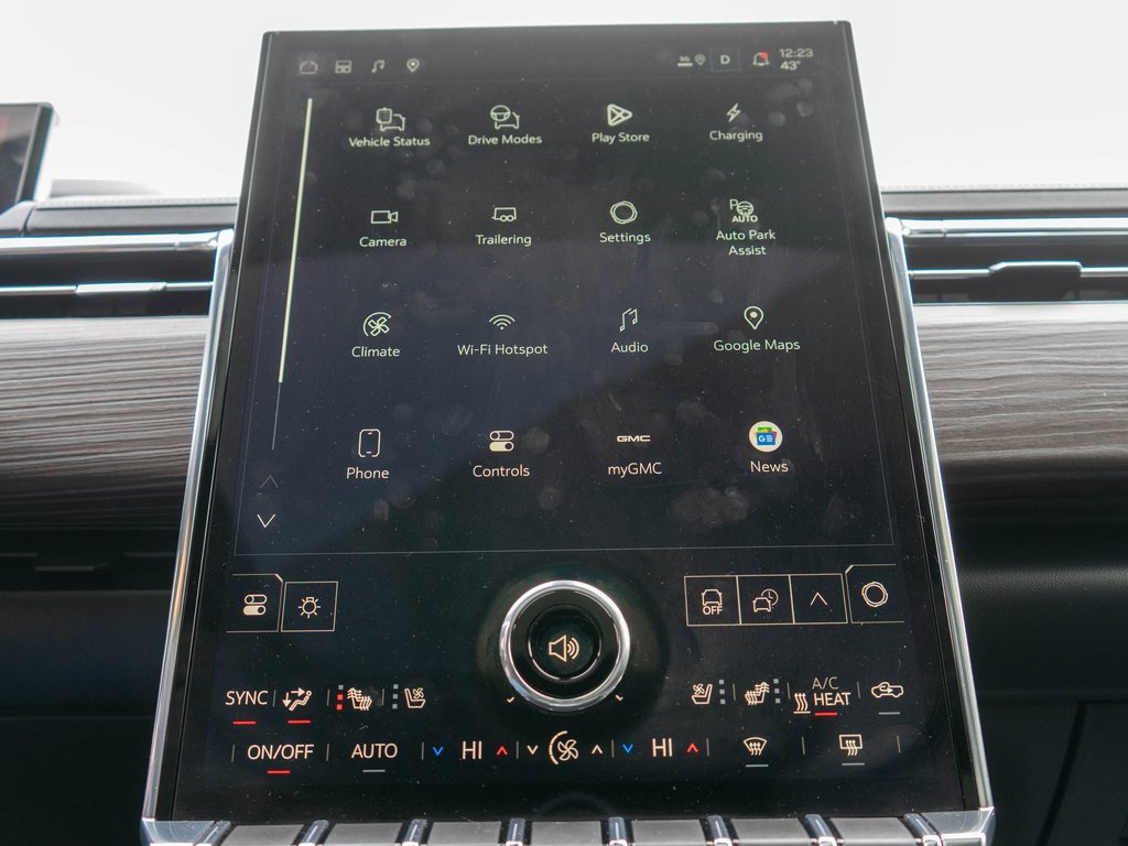 Used 2025 GMC Sierra EV Denali image 24