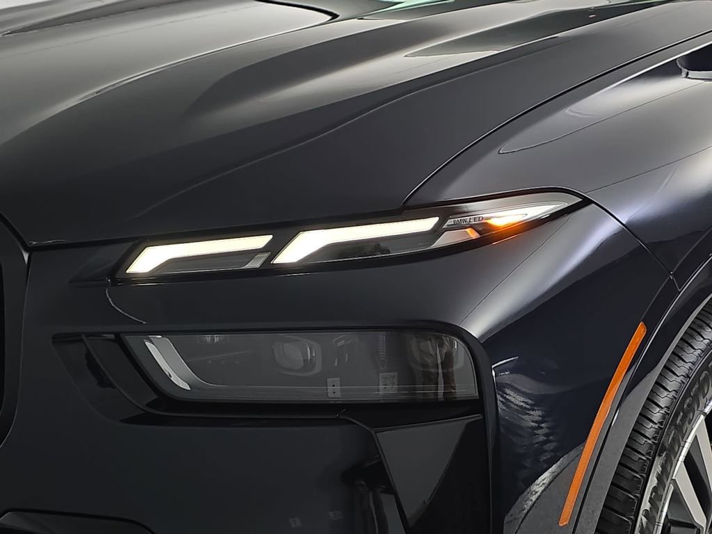 New 2026 BMW X7 xDrive40i w/ M Sport Package image 32