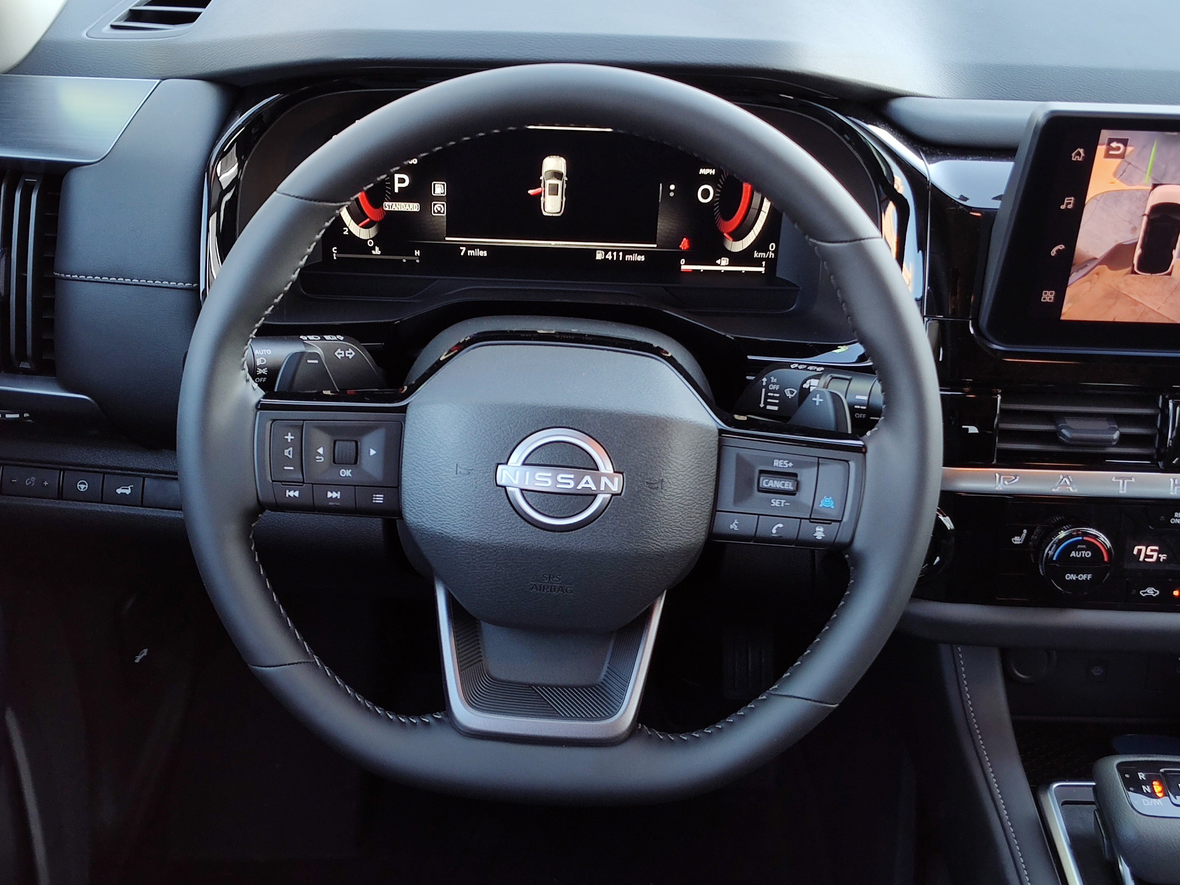 New 2026 Nissan Pathfinder SL FWD image 8