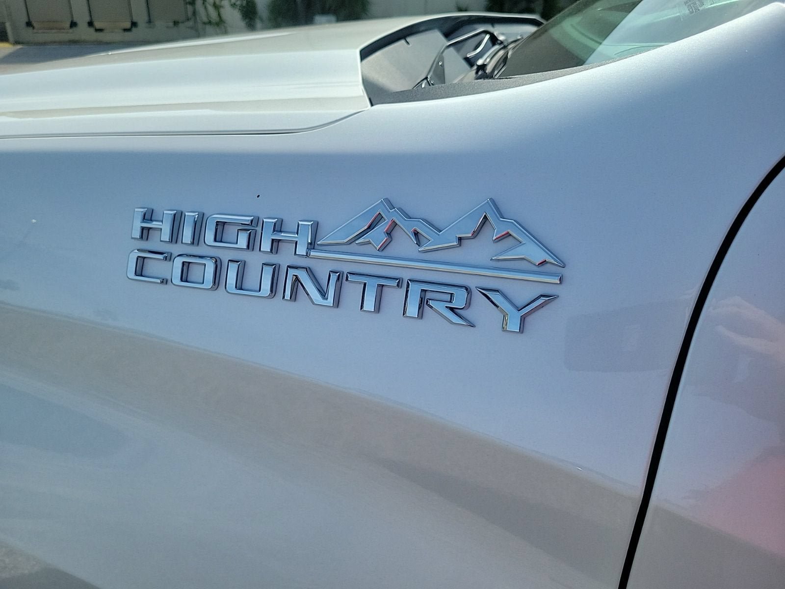 Used 2024 Chevrolet Silverado 1500 High Country w/ Technology Package AWD/4WD image 11