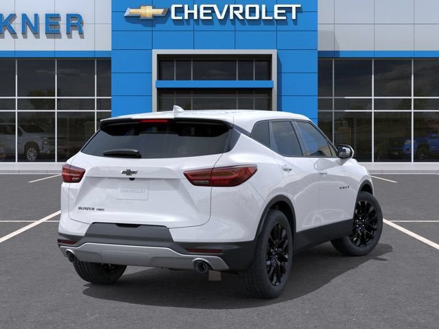 New 2026 Chevrolet Blazer LT w/ LPO, Black Sport Package AWD/4WD image 4