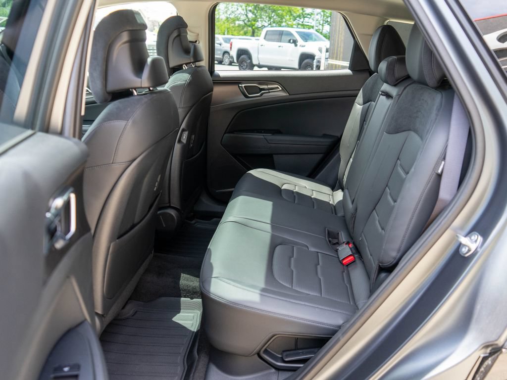 Certified 2026 Kia Sportage SX Prestige AWD/4WD image 13