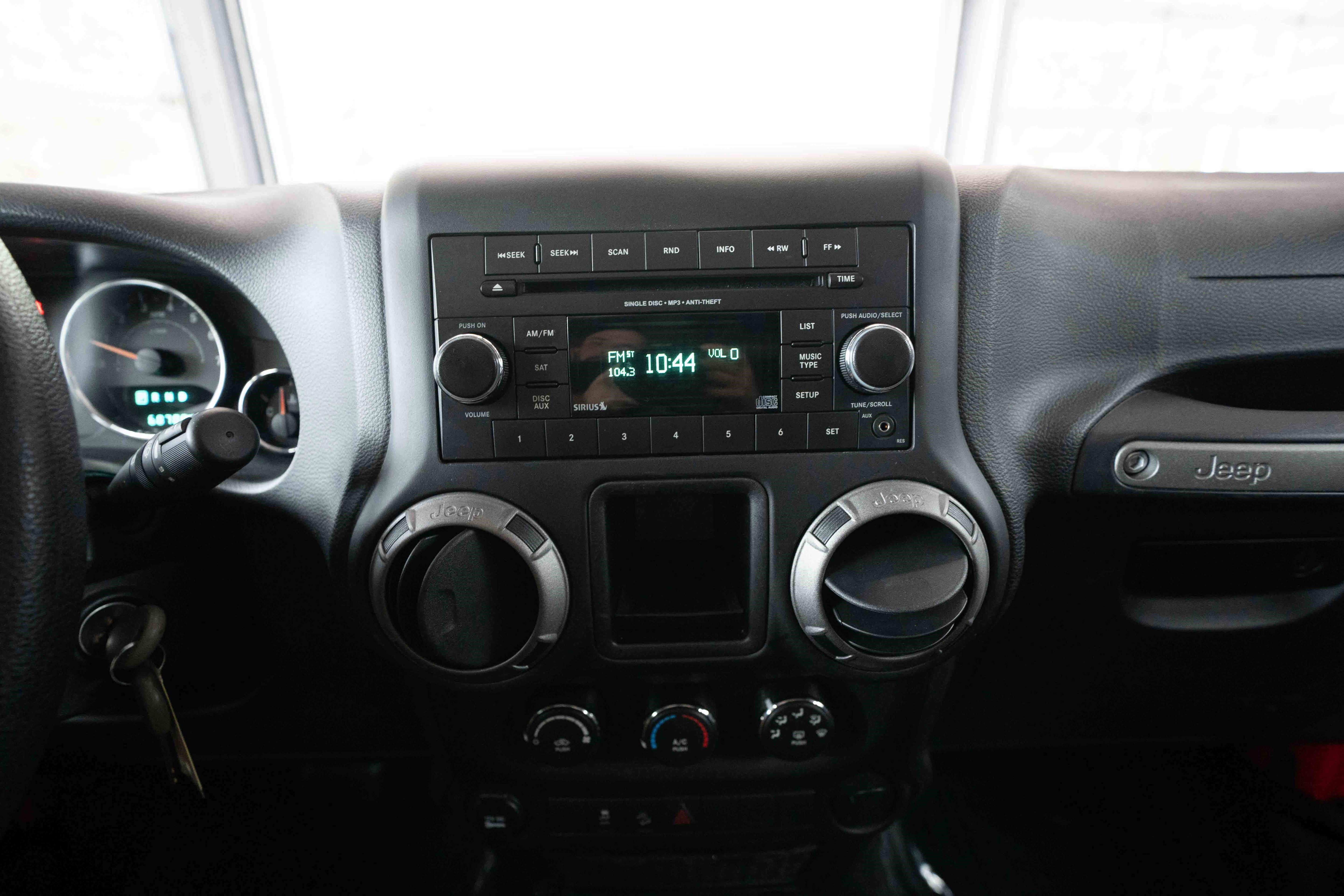 Used 2017 Jeep Wrangler Unlimited Sport AWD/4WD image 17