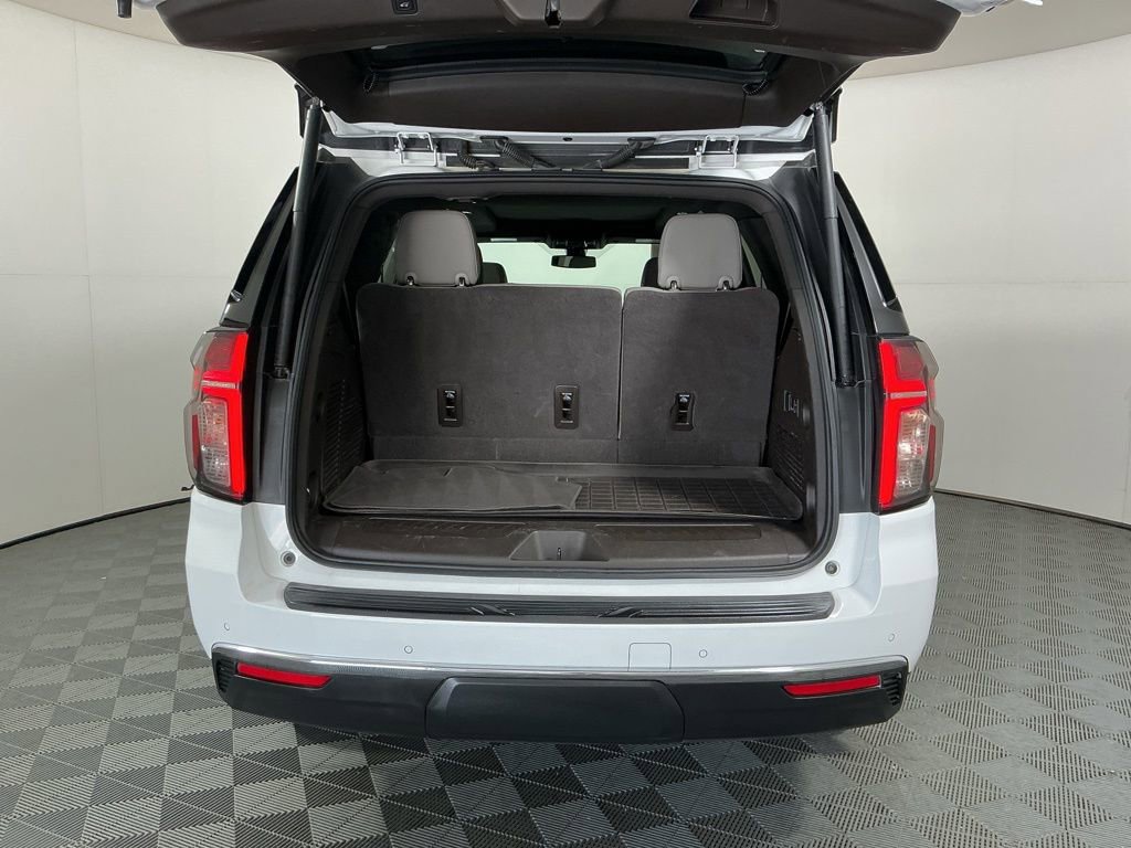 Used 2022 Chevrolet Tahoe LT w/ LT Signature Package RWD image 29