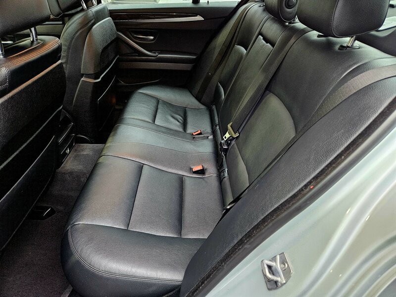 Used 2014 BMW 535d Sedan RWD image 37