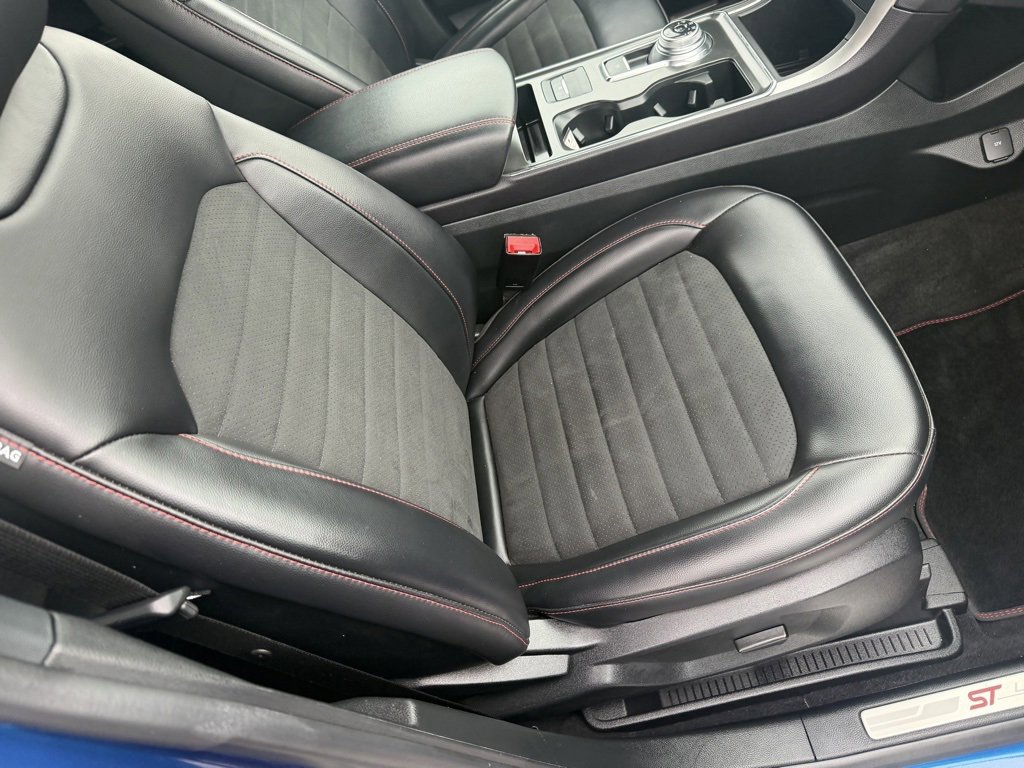 Used 2024 Ford Edge ST-Line image 12