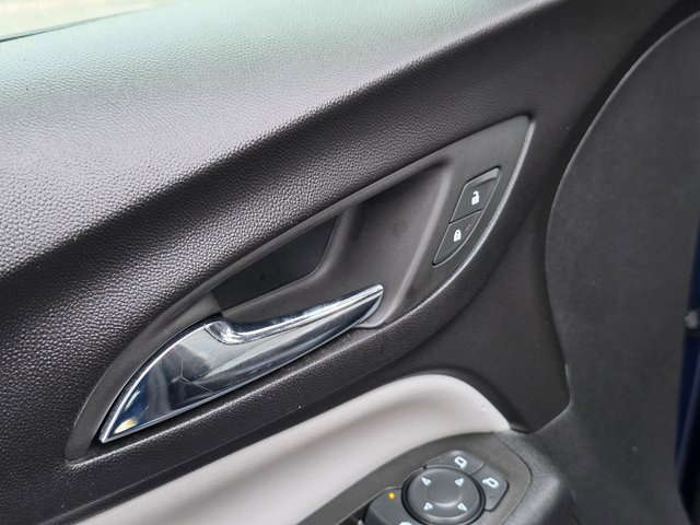 Used 2022 Chevrolet Equinox LS w/ LS Convenience Package image 22