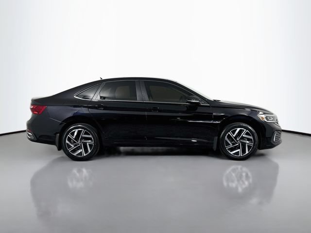 Used 2023 Volkswagen Jetta SEL FWD image 8