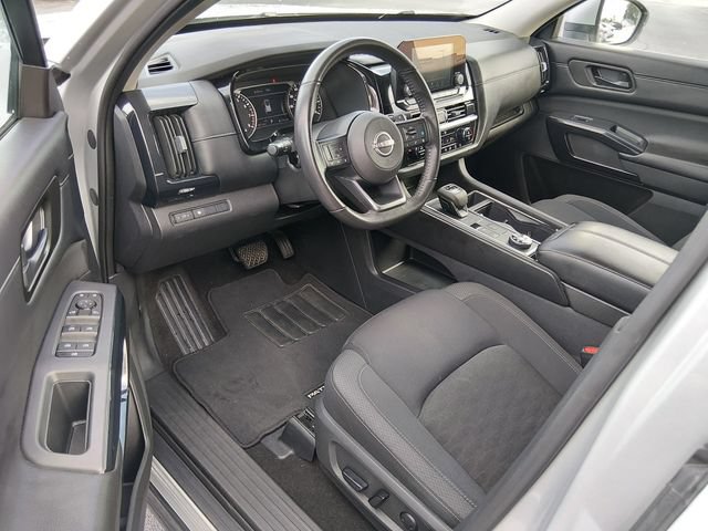 Certified 2024 Nissan Pathfinder SV AWD/4WD image 9