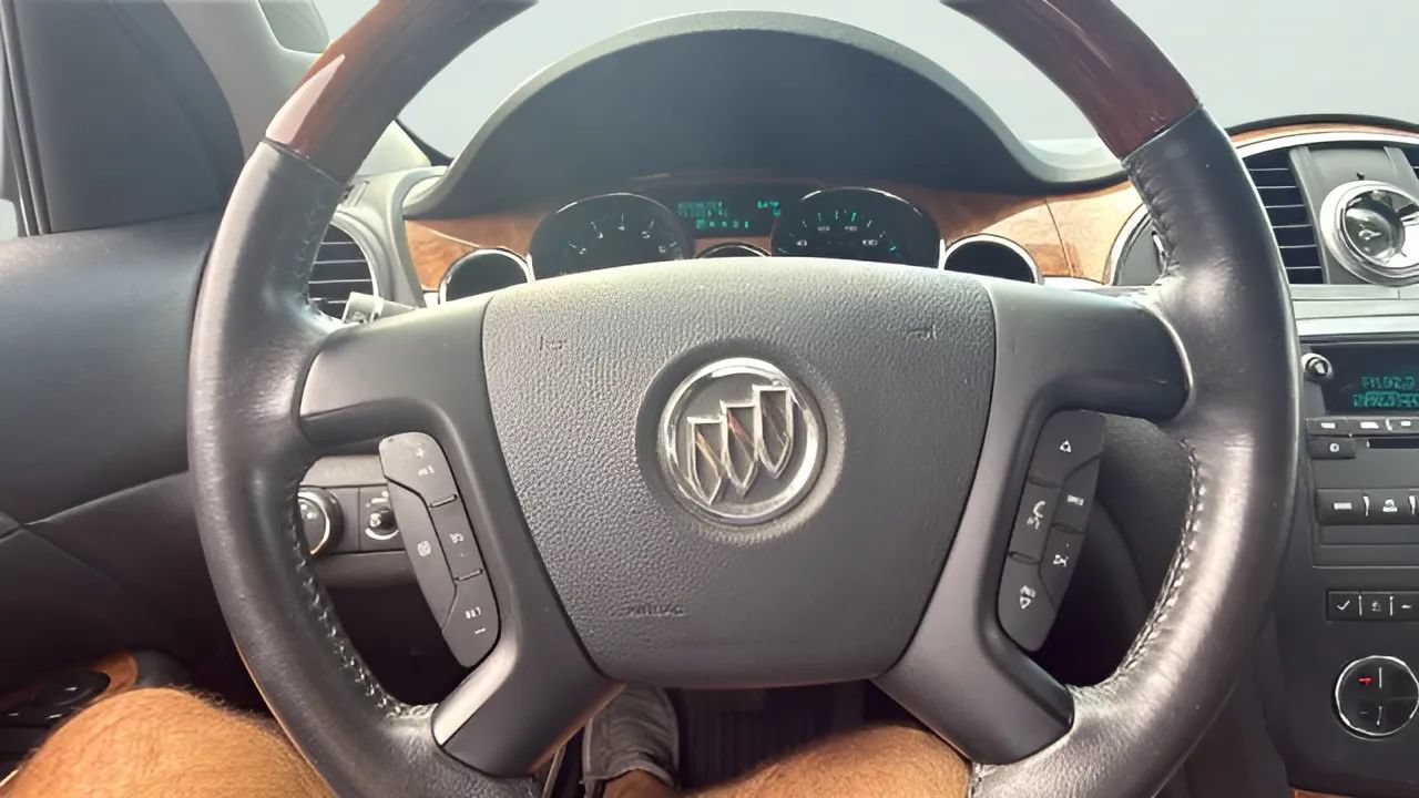 Used 2011 Buick Enclave CXL AWD/4WD image 17