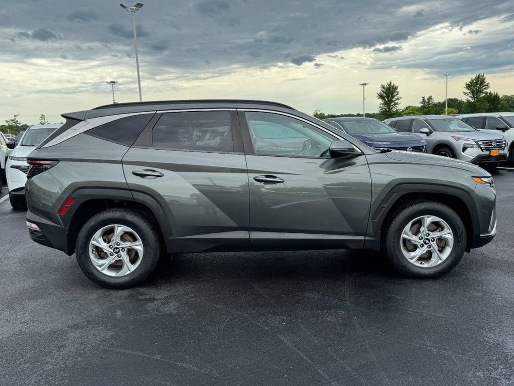 Used 2022 Hyundai Tucson SEL AWD/4WD image 2