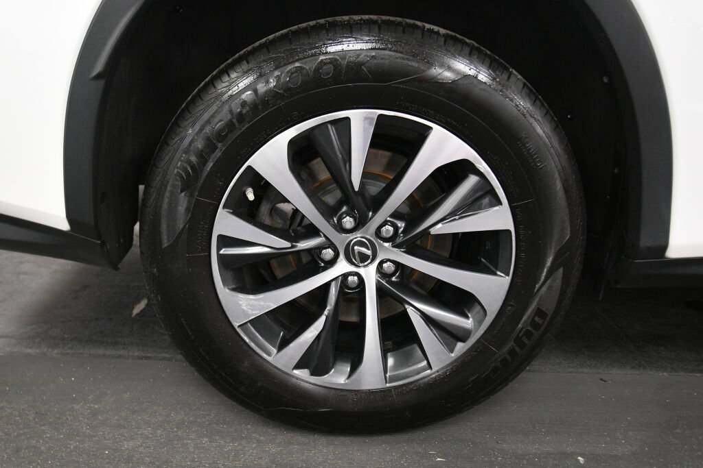 Used 2021 Lexus RX 350L Premium w/ Premium Package AWD/4WD image 33