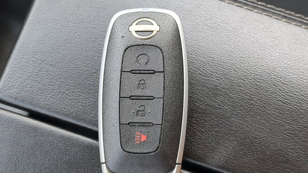 Certified 2023 Nissan Rogue SV FWD image 22