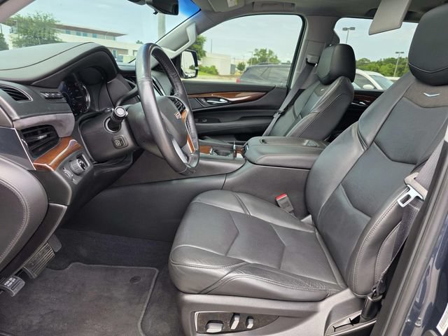 Used 2019 Cadillac Escalade Luxury RWD image 9