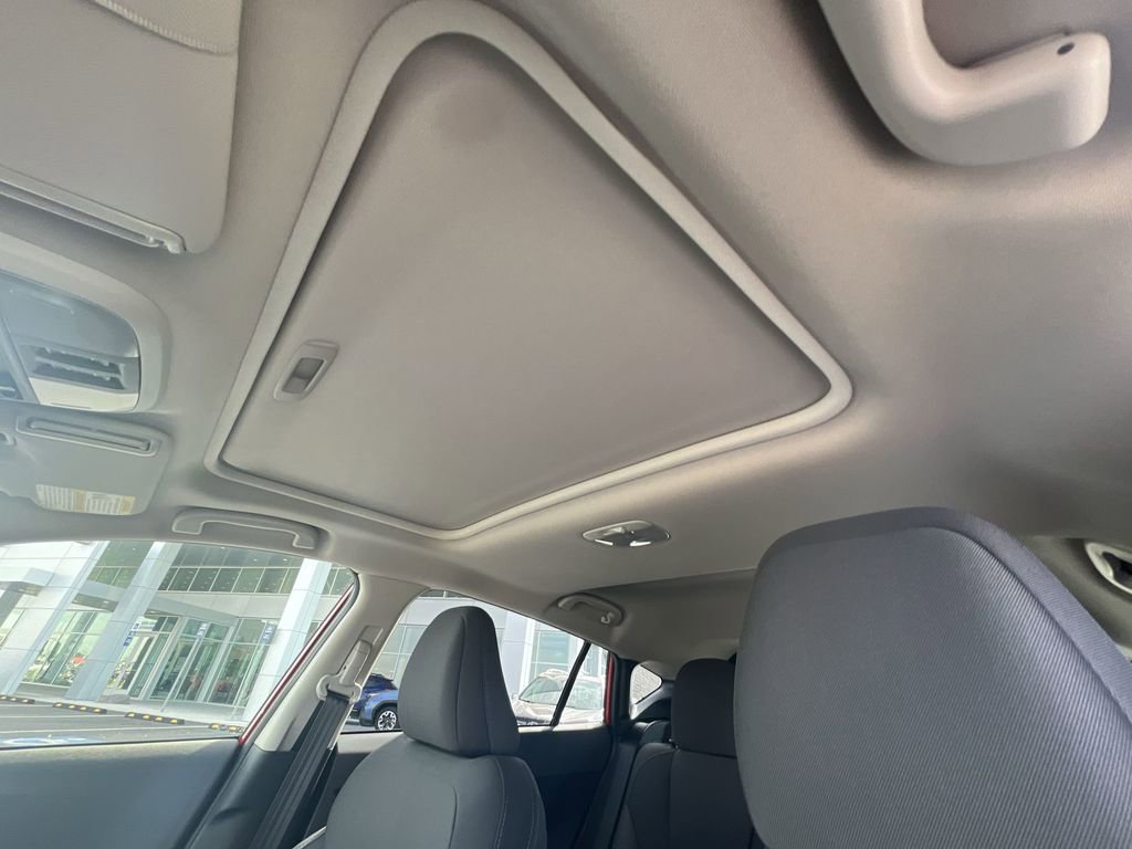 Certified 2025 Subaru Crosstrek 2.0i Premium image 18
