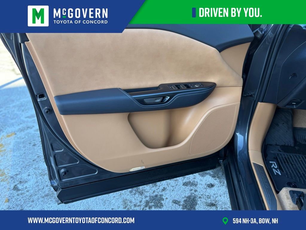 Used 2025 Lexus RZ 450e w/ Technology Package image 13