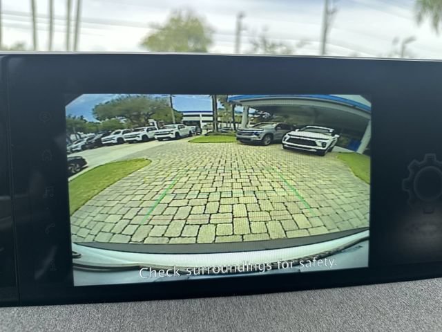 Used 2025 Nissan Kicks SV FWD image 24