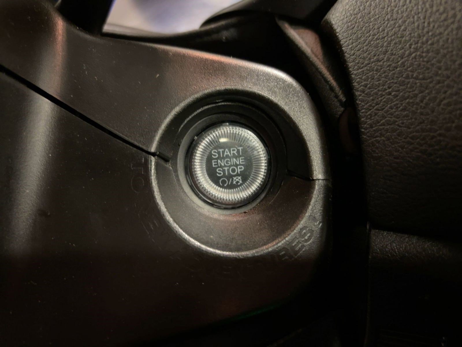 Used 2023 Jeep Renegade Latitude image 27
