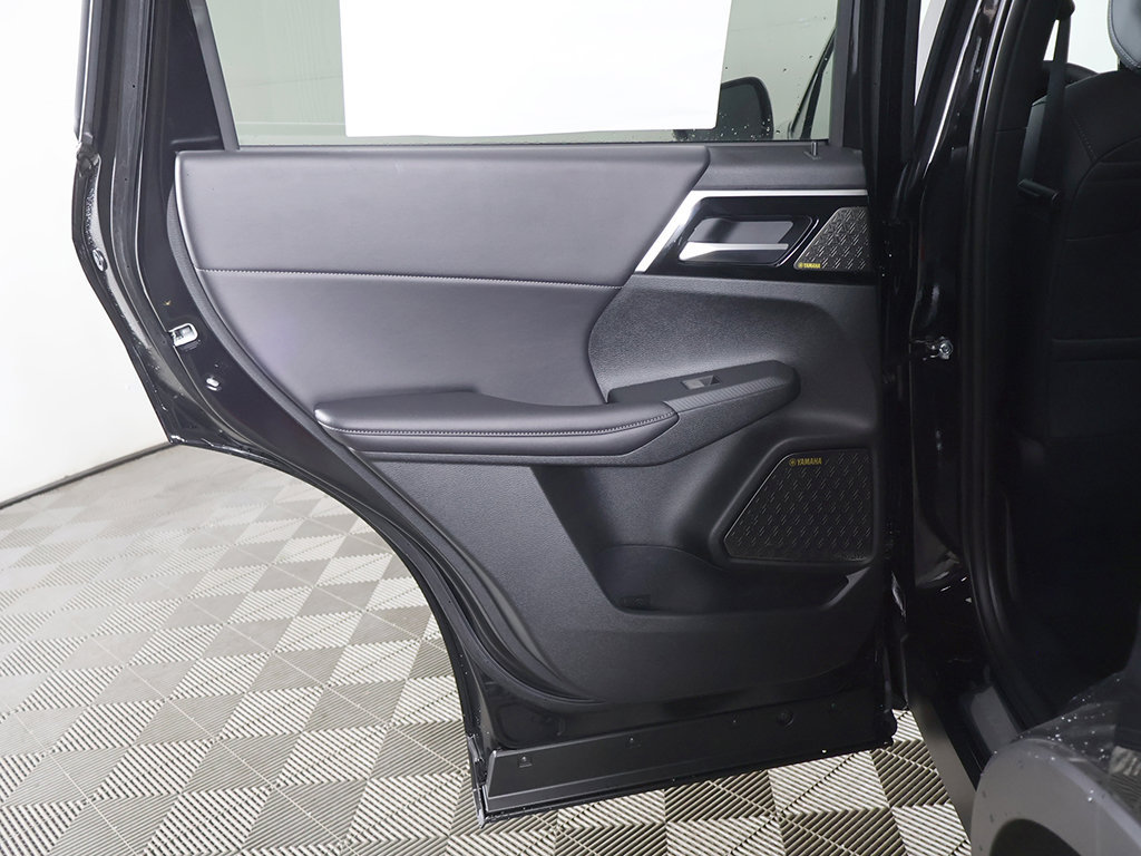 New 2026 Mitsubishi Outlander SE AWD/4WD image 27