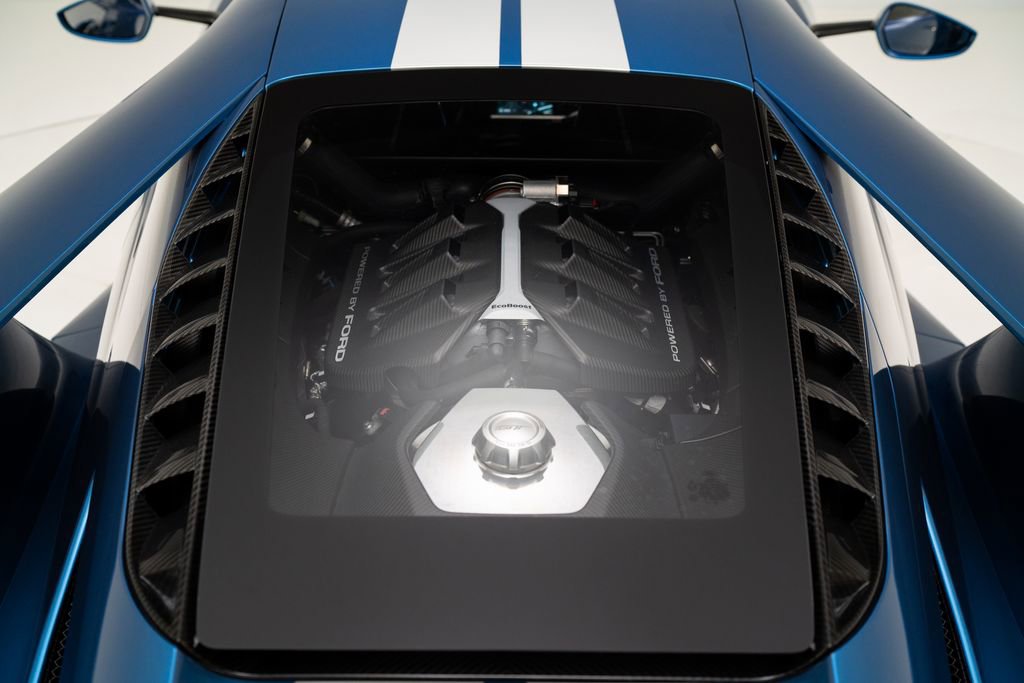 Used 2019 Ford GT RWD image 76